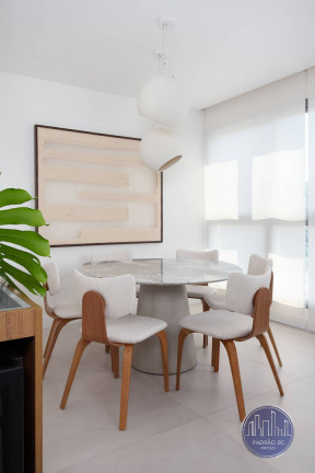 Imagem Apartamento com 3 Quartos para Alugar, 122 m² em Centro - Balneário Camboriú Imagem Apartamento com 3 Quartos para Alugar, 122 m² em Centro - Balneário Camboriú