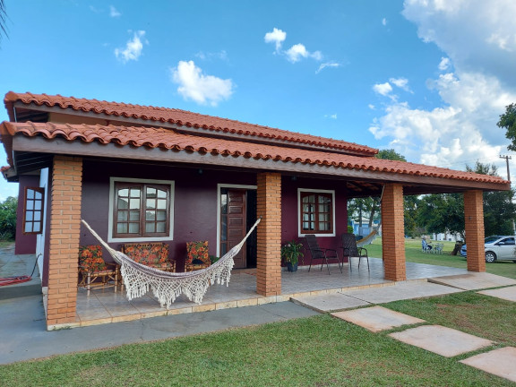 Imagem Casa com 3 Quartos à Venda, 170 m² em Ninho Verde Ii - Pardinho Imagem Casa com 3 Quartos à Venda, 170 m² em Ninho Verde Ii - Pardinho