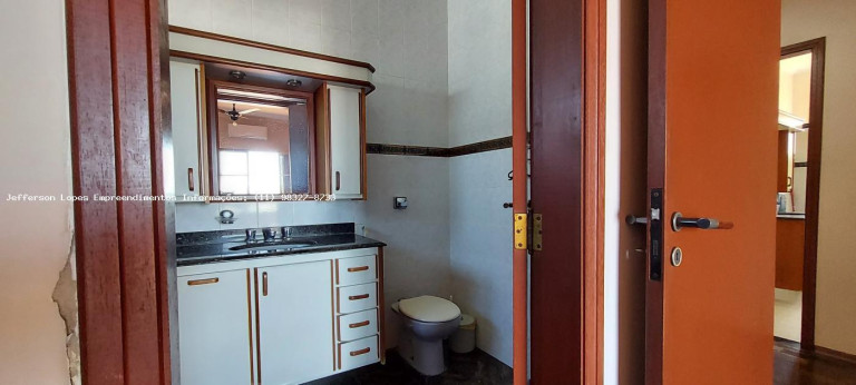 Imagem Casa com 3 Quartos à Venda, 266 m² em Jardim Celani - Salto