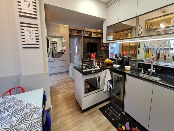 Imagem Imóvel com 2 Quartos à Venda, 85 m² em Centro - Balneário Camboriú Imagem Imóvel com 2 Quartos à Venda, 85 m² em Centro - Balneário Camboriú