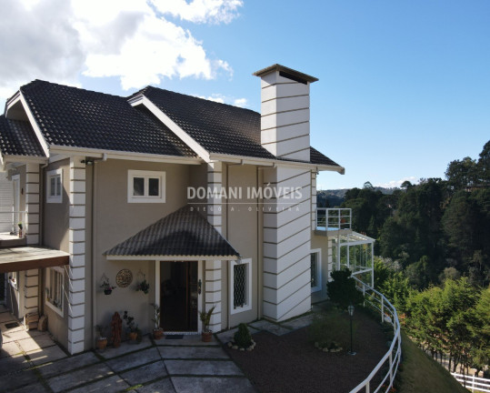 Imagem Casa com 4 Quartos à Venda, 215 m² em Região De Capivari - Campos Do Jordão Imagem Casa com 4 Quartos à Venda, 215 m² em Região De Capivari - Campos Do Jordão