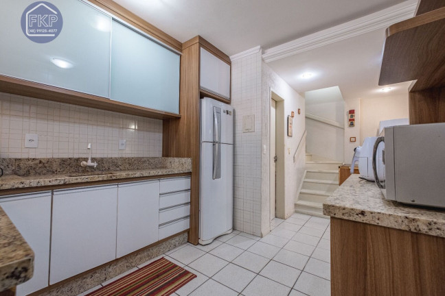 Imagem Casa com 3 Quartos à Venda, 129 m² em Ponta Das Canas - Florianópolis Imagem Casa com 3 Quartos à Venda, 129 m² em Ponta Das Canas - Florianópolis