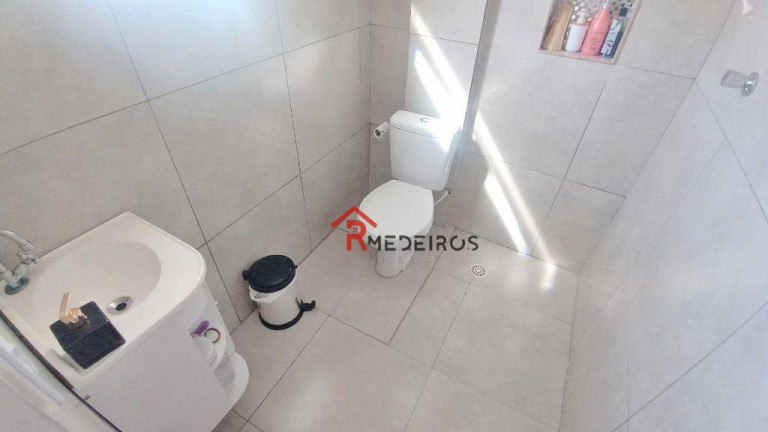 Imagem Kitnet com 1 Quarto à Venda, 35 m² em Vila Guilhermina - Praia Grande Imagem Kitnet com 1 Quarto à Venda, 35 m² em Vila Guilhermina - Praia Grande