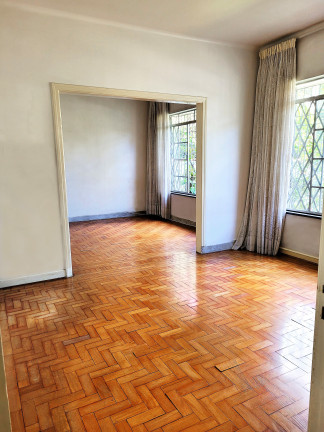Imagem Casa com 5 Quartos para Alugar ou Temporada, 240 m² em Bela Aliança - São Paulo Imagem Casa com 5 Quartos para Alugar ou Temporada, 240 m² em Bela Aliança - São Paulo
