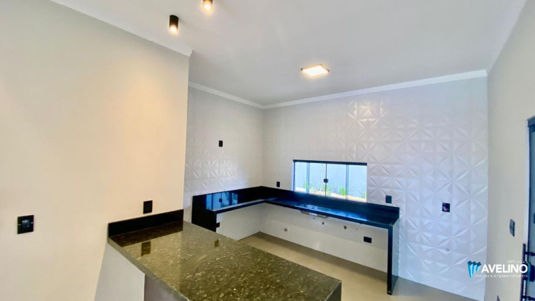 Imagem Casa com 3 Quartos à Venda, 182 m² em Parque Residencial Rita Vieira - Campo Grande