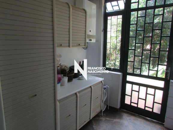 Imagem Sobrado com 4 Quartos à Venda, 397 m² em Cidade Universitária - Campinas