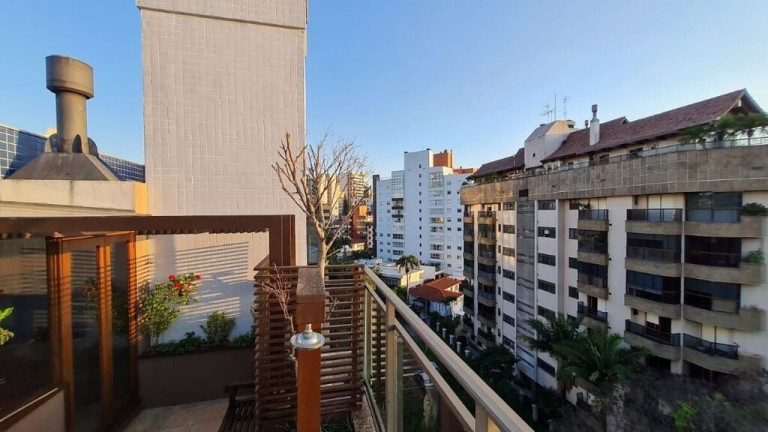 Imagem Cobertura com 3 Quartos à Venda, 197 m² em Petrópolis - Porto Alegre Imagem Cobertura com 3 Quartos à Venda, 197 m² em Petrópolis - Porto Alegre
