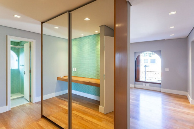 Imagem Apartamento com 2 Quartos à Venda, 216 m² em Vila Madalena - São Paulo