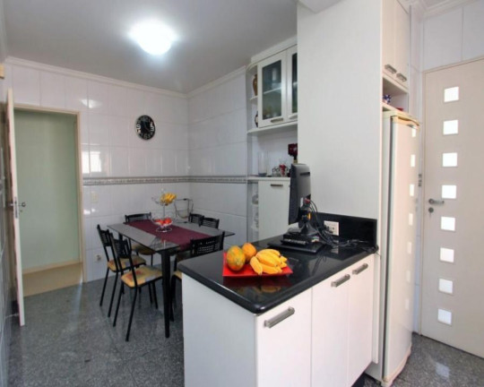 Imagem Apartamento com 4 Quartos à Venda, 225 m² em Itaim Bibi - São Paulo Imagem Apartamento com 4 Quartos à Venda, 225 m² em Itaim Bibi - São Paulo