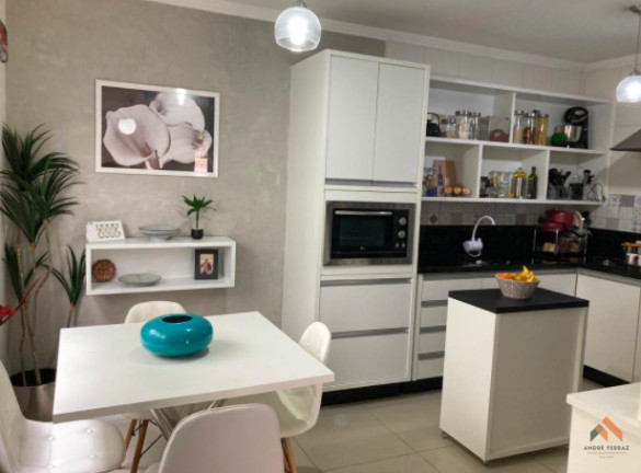 Imagem Casa com 3 Quartos à Venda, 150 m²