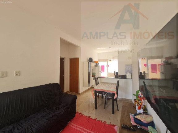 Imagem Casa com 2 Quartos à Venda, 47 m² em Planalto - Mateus Leme