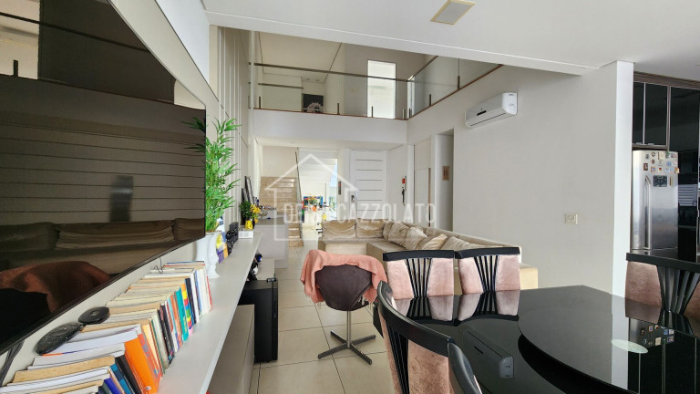 Imagem Casa com 3 Quartos à Venda, 245 m² em Ibiti Royal Park - Sorocaba Imagem Casa com 3 Quartos à Venda, 245 m² em Ibiti Royal Park - Sorocaba