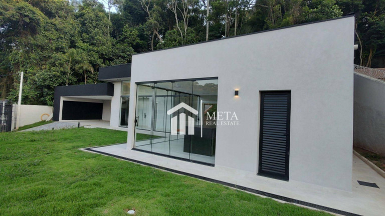 Imagem Imóvel com 3 Quartos à Venda, 208 m² em Serra Da Cantareira - Mairiporã