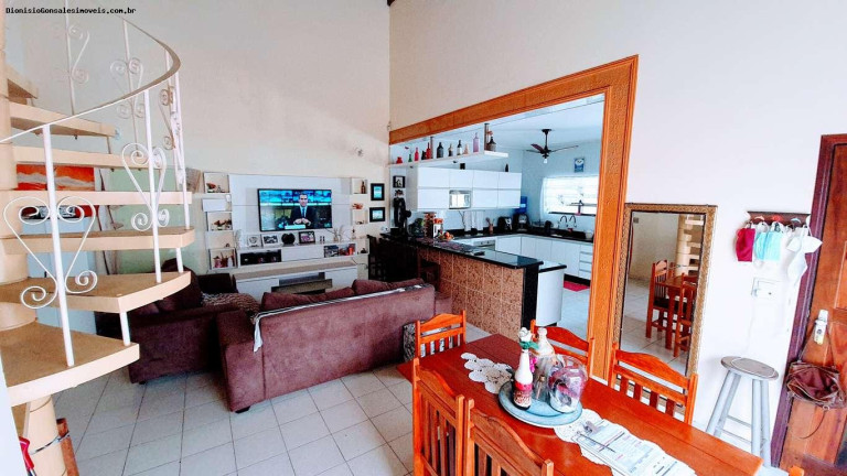 Imagem Casa com 3 Quartos à Venda, 245 m² em Cidade Nova Peruíbe - Peruíbe