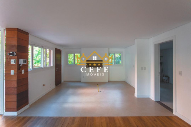 Imagem Casa com 4 Quartos à Venda, 385 m² em Centro - Gramado
