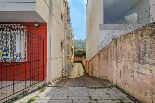 Imagem Imóvel com 1 Quarto à Venda, 26 m² em Santana - Porto Alegre Imagem Imóvel com 1 Quarto à Venda, 26 m² em Santana - Porto Alegre
