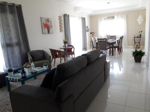 Imagem Sobrado com 4 Quartos à Venda, 300 m² em Vila Tesouro - São José Dos Campos