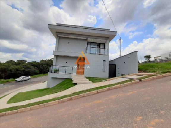 Imagem Casa de Condomínio com 3 Quartos à Venda, 300 m² Imagem Casa de Condomínio com 3 Quartos à Venda, 300 m²