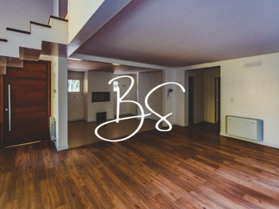 Imagem Casa com 4 Quartos à Venda, 1.241 m² em Centro - Gramado Imagem Casa com 4 Quartos à Venda, 1.241 m² em Centro - Gramado