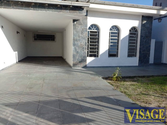 Casa à Venda, 330 m² em Parque Itamarati - Jacareí