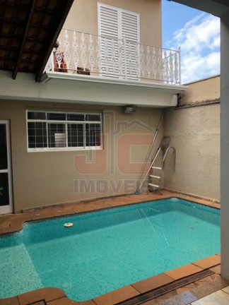 Imagem Casa com 4 Quartos à Venda, 225 m² em Sumarezinho - Ribeirão Preto Imagem Casa com 4 Quartos à Venda, 225 m² em Sumarezinho - Ribeirão Preto