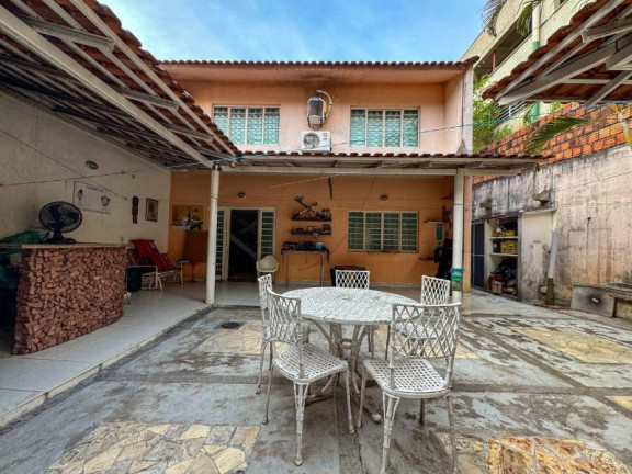 Imagem Casa com 3 Quartos à Venda, 180 m² em Parque 10 De Novembro - Manaus Imagem Casa com 3 Quartos à Venda, 180 m² em Parque 10 De Novembro - Manaus