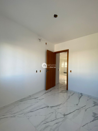 Imagem Casa com 3 Quartos à Venda, 85 m²