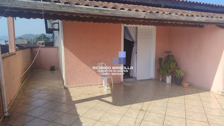 Imagem Casa com 5 Quartos à Venda, 210 m² em Guilhermina - Praia Grande Imagem Casa com 5 Quartos à Venda, 210 m² em Guilhermina - Praia Grande