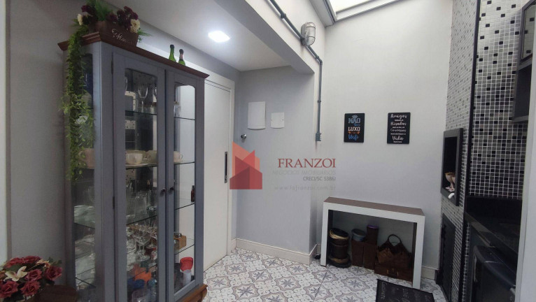 Imagem Sobrado com 2 Quartos à Venda, 80 m² em São João - Itajaí Imagem Sobrado com 2 Quartos à Venda, 80 m² em São João - Itajaí