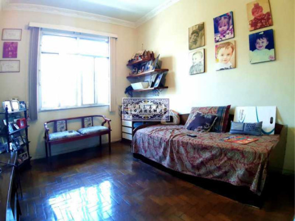 Imagem Apartamento com 3 Quartos à Venda, 134 m² em Laranjeiras - Rio De Janeiro Imagem Apartamento com 3 Quartos à Venda, 134 m² em Laranjeiras - Rio De Janeiro