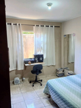 Imagem Casa com 3 Quartos à Venda, 300 m² em Jardim Amélia - São João Da Boa Vista Imagem Casa com 3 Quartos à Venda, 300 m² em Jardim Amélia - São João Da Boa Vista