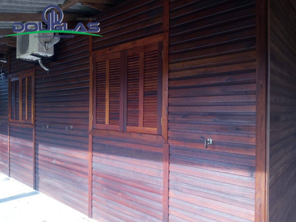 Imagem Casa com 3 Quartos à Venda, 750 m² em Viamão