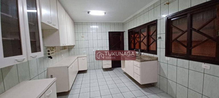 Imagem Sobrado com 4 Quartos para Alugar, 220 m² em Parque Renato Maia - Guarulhos Imagem Sobrado com 4 Quartos para Alugar, 220 m² em Parque Renato Maia - Guarulhos