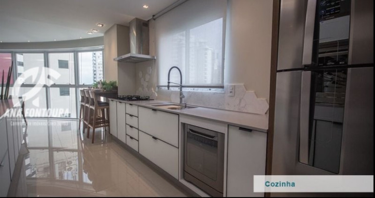 Imagem Apartamento com 4 Quartos à Venda, 132 m² em Centro - Balneário Camboriú
