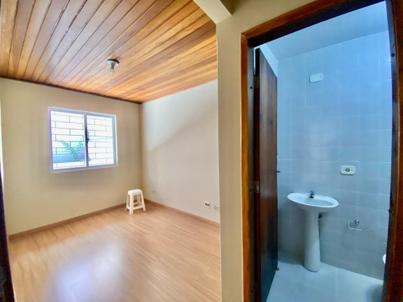 Imagem Casa com 3 Quartos à Venda, 63 m² em Portão - Curitiba Imagem Casa com 3 Quartos à Venda, 63 m² em Portão - Curitiba
