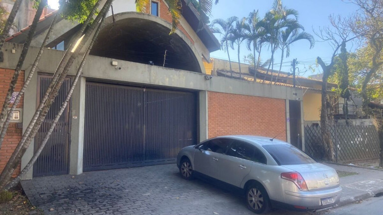 Imagem Casa com 4 Quartos à Venda, 438 m² em Jardim Morumbi - São Paulo Imagem Casa com 4 Quartos à Venda, 438 m² em Jardim Morumbi - São Paulo