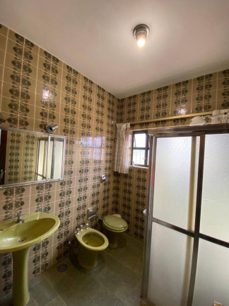 Imagem Casa com 3 Quartos à Venda, 330 m² em Botucatu Imagem Casa com 3 Quartos à Venda, 330 m² em Botucatu