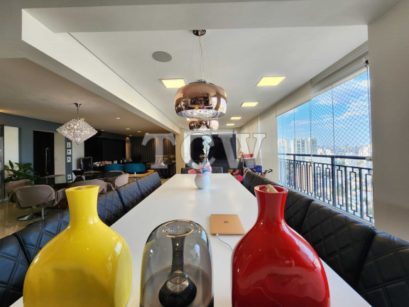 Imagem Apartamento com 3 Quartos à Venda, 250 m² em Aclimação - São Paulo