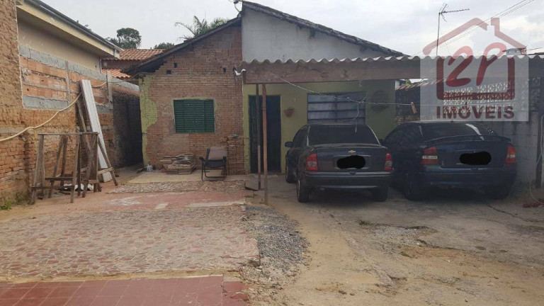 Imagem Casa com 4 Quartos à Venda, 250 m² em Jardim Jacinto - Jacareí Imagem Casa com 4 Quartos à Venda, 250 m² em Jardim Jacinto - Jacareí