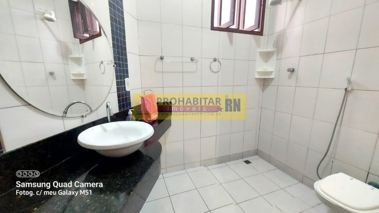 Imagem Casa de Condomínio com 4 Quartos à Venda, 300 m² em Candelária - Natal