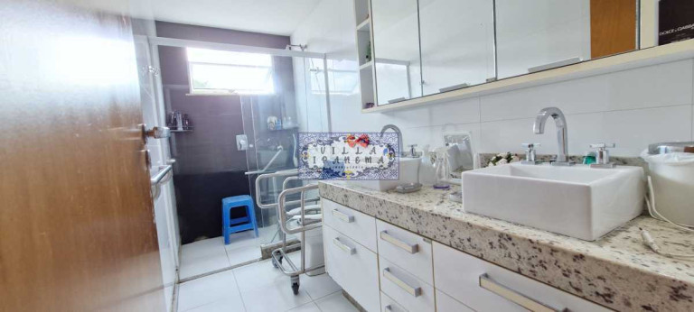 Imagem Apartamento com 4 Quartos à Venda, 182 m² em Várzea - Teresópolis Imagem Apartamento com 4 Quartos à Venda, 182 m² em Várzea - Teresópolis