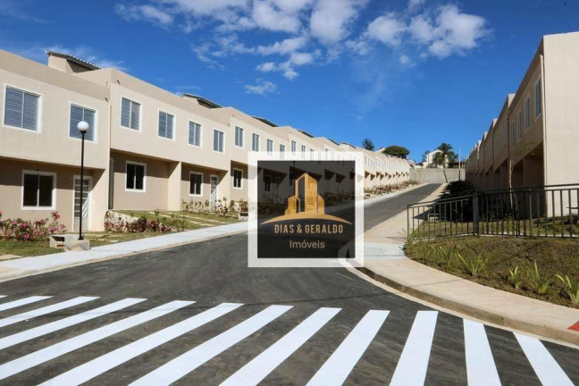 Imagem Sobrado com 2 Quartos à Venda, 80 m² em Vila São Geraldo - São José Dos Campos Imagem Sobrado com 2 Quartos à Venda, 80 m² em Vila São Geraldo - São José Dos Campos