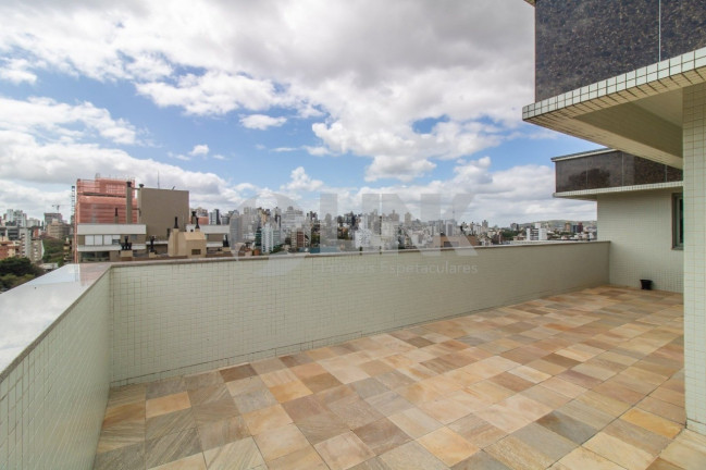 Imagem Imóvel com 4 Quartos à Venda, 311 m² em Bela Vista - Porto Alegre Imagem Imóvel com 4 Quartos à Venda, 311 m² em Bela Vista - Porto Alegre