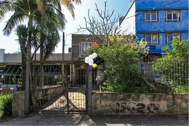 Imagem Casa com 3 Quartos à Venda, 179 m² em Petrópolis - Porto Alegre Imagem Casa com 3 Quartos à Venda, 179 m² em Petrópolis - Porto Alegre