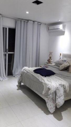 Imagem Casa de Condomínio com 4 Quartos à Venda, 230 m² em Vargem Pequena - Rio De Janeiro