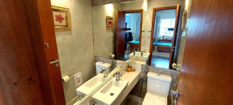 Imagem Casa com 3 Quartos à Venda, 663 m² em Santo Antônio - Niterói Imagem Casa com 3 Quartos à Venda, 663 m² em Santo Antônio - Niterói