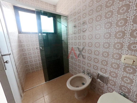 Imagem Casa com 2 Quartos à Venda, 241 m² em Trianon - Guarapuava Imagem Casa com 2 Quartos à Venda, 241 m² em Trianon - Guarapuava