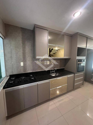 Imagem Casa com 4 Quartos à Venda, 120 m² em Itaipu - Niterói Imagem Casa com 4 Quartos à Venda, 120 m² em Itaipu - Niterói