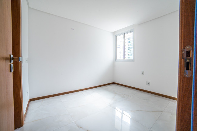 Imagem Imóvel com 4 Quartos à Venda, 115 m² em Praia Da Costa - Vila Velha Imagem Imóvel com 4 Quartos à Venda, 115 m² em Praia Da Costa - Vila Velha