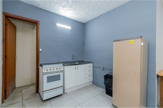 Imagem Imóvel com 3 Quartos à Venda, em Santa Cecília - Porto Alegre Imagem Imóvel com 3 Quartos à Venda, em Santa Cecília - Porto Alegre